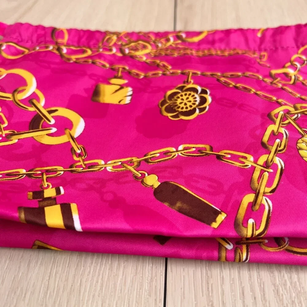 Estee Lauder Fuchsia Pink Gold Chain 90s Pattern Drawstring Makeup Bag